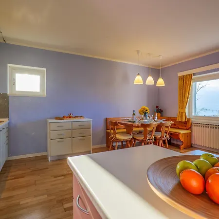 Sole 4 Garten Mit Pool Eg Apartamento *