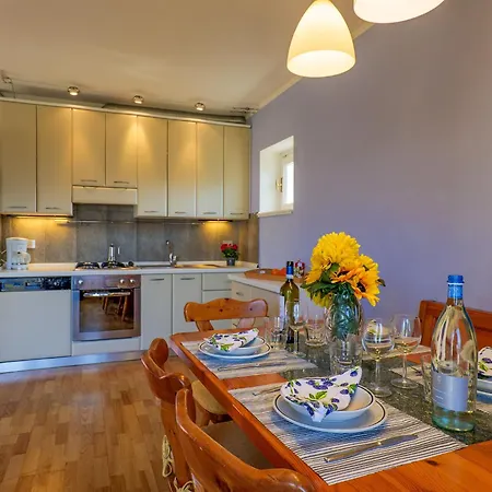 Lägenhet Sole 4 Garten Mit Pool Eg Colico