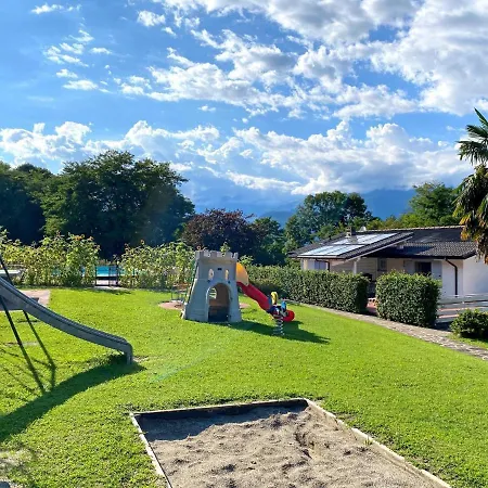 Sole 4 Garten Mit Pool Eg * 콜리코